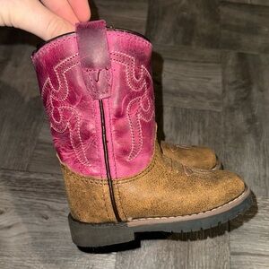 Brand new, Shyanne baby cowgirl boots size 4.0D